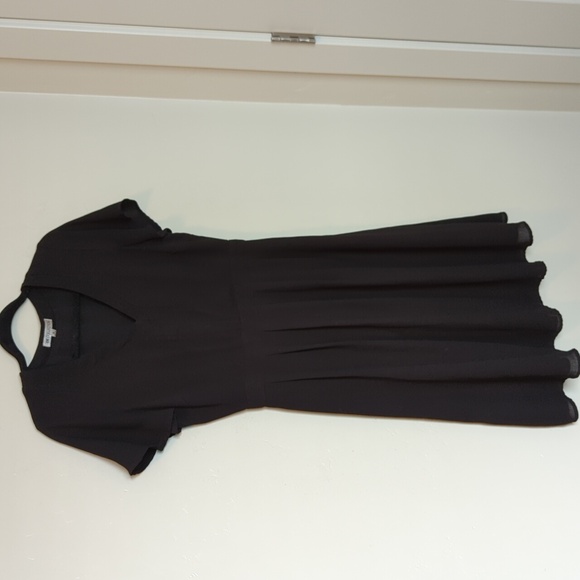 DE Collection Black V‎ Neck Flowy Midi Dress M - Picture 2 of 8